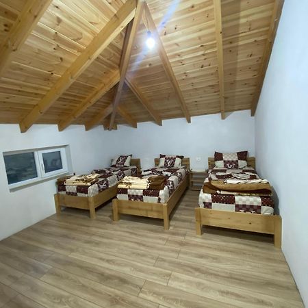 Guest House Korabi Ceren Esterno foto